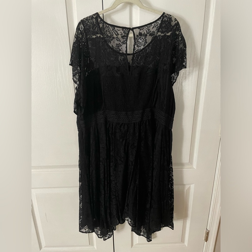 Black lace dress